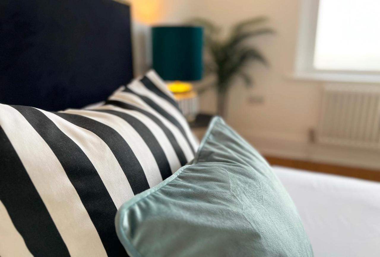 1 Bed / 1 Sofa Bed 'scandi' Style Ground Floor *