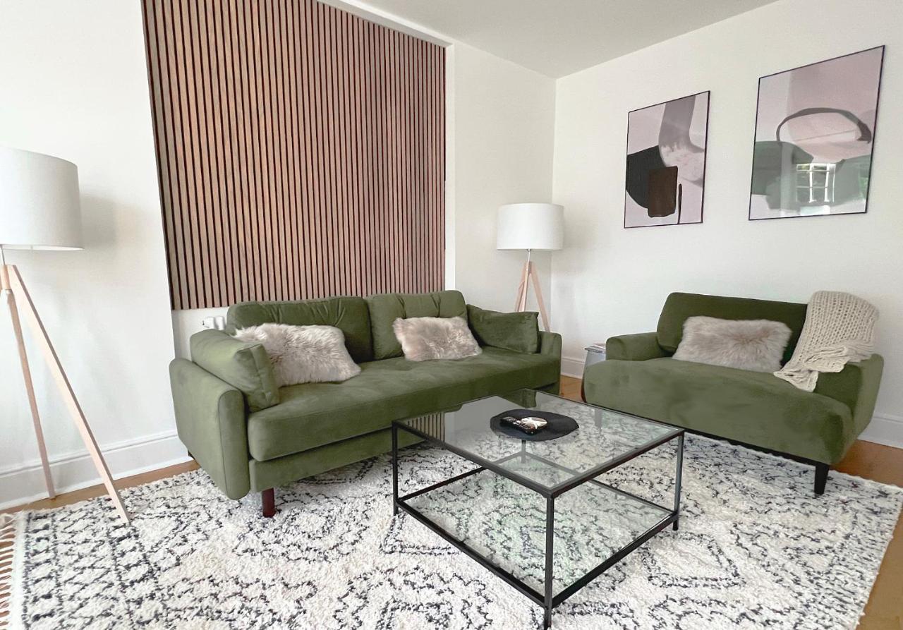 1 Bed / 1 Sofa Bed 'scandi' Style Ground Floor Apartment *